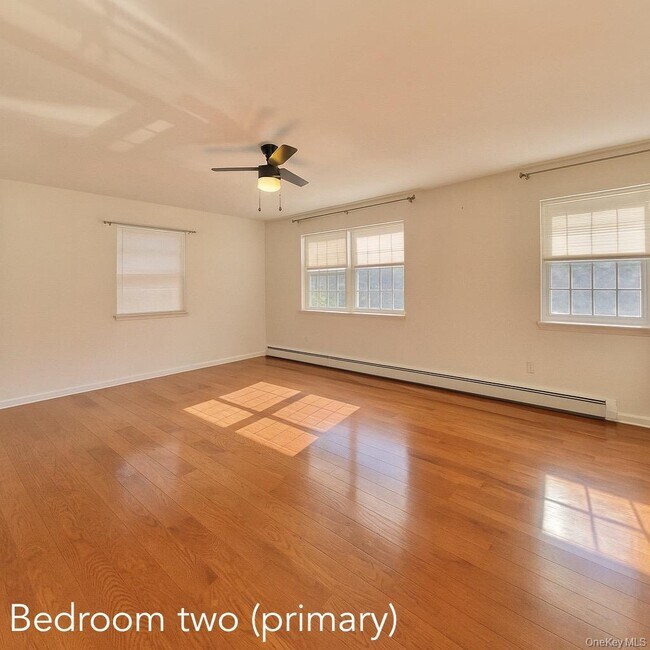 Building Photo - 7 Penny Ln