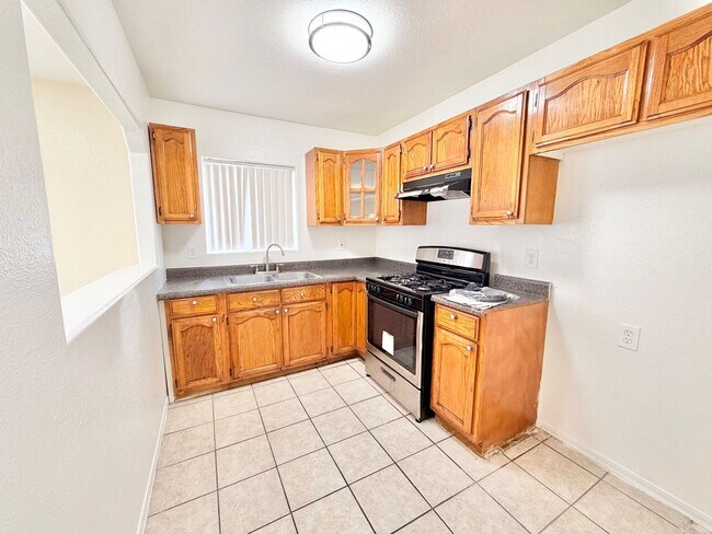 Building Photo - 138 W 93rd St