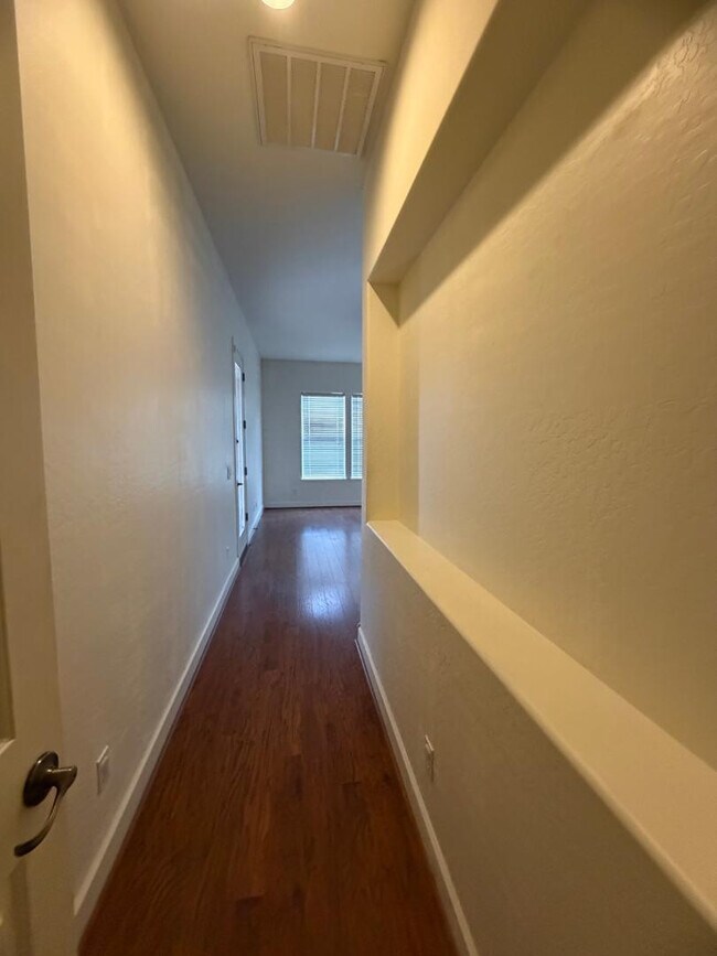 Building Photo - 4505 W McNeil St