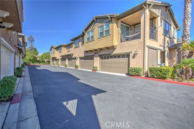 Building Photo - 16001 Chase Rd