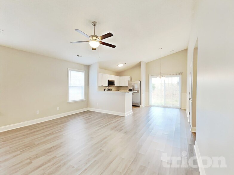 Building Photo - 11608 Stewarts Crossing Dr