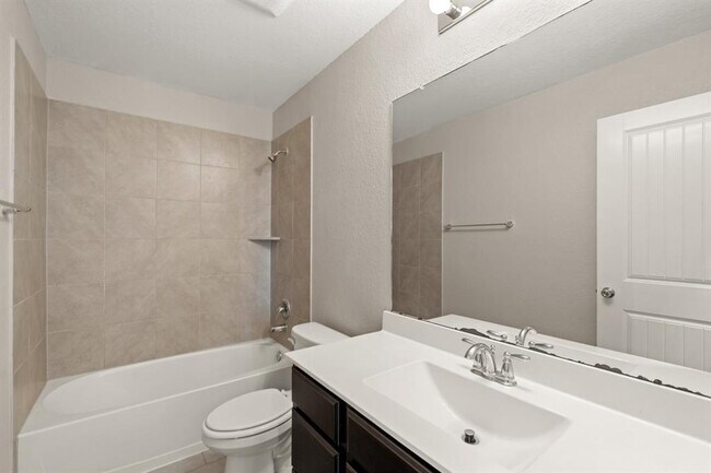 Building Photo - 18314 Pelham Holw Trl