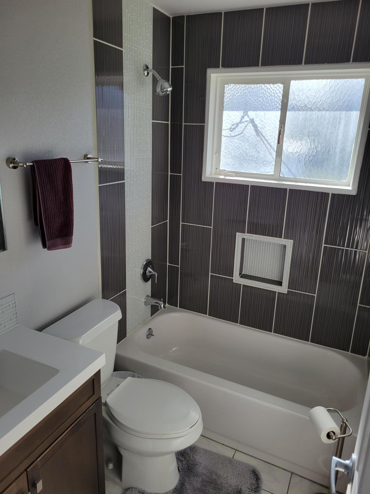 L1 Full Bath - 4565 S Elati St