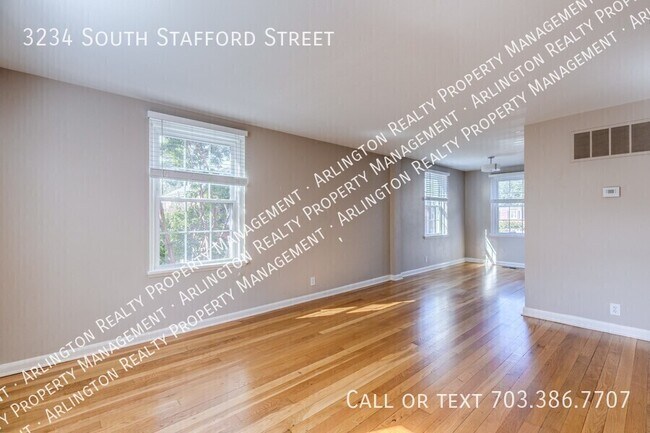 Building Photo - 3234 S Stafford St