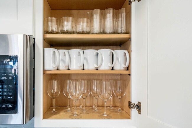 Building Photo - 2150 S 55th St