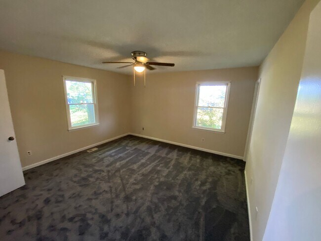 Building Photo - Wendell Single Family Ranch