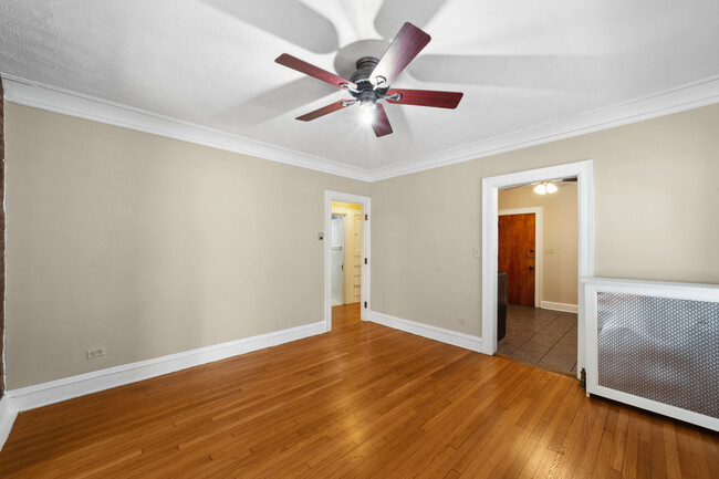 Dining Room - 10206 Clifton Blvd