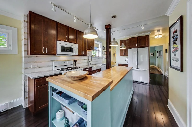 Building Photo - 21 Le Moyne Pkwy