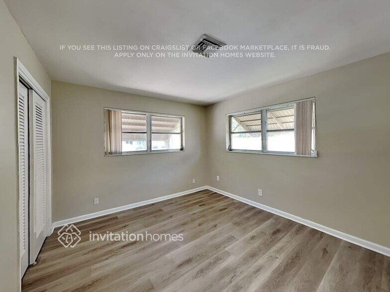 Building Photo - 2020 NE 62nd St