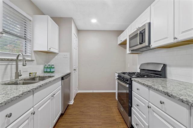 Primary Photo - 5904 Emerson Dr