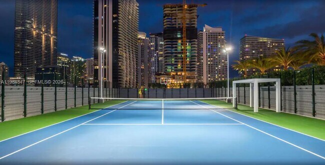 Building Photo - 801 S Miami Ave