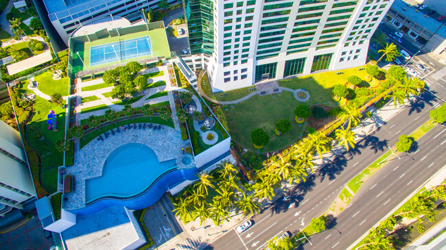 Overhead view of all amenities - 88 Piikoi St