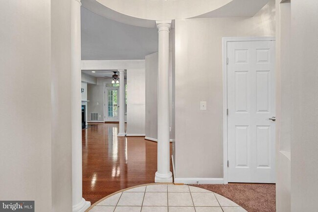Building Photo - 1024 Leeward Way