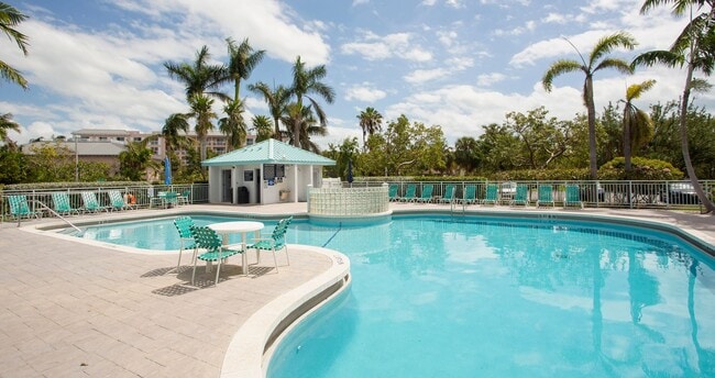 Building Photo - 2 Bedroom 2 Bathroom in the Salt Ponds Condominium