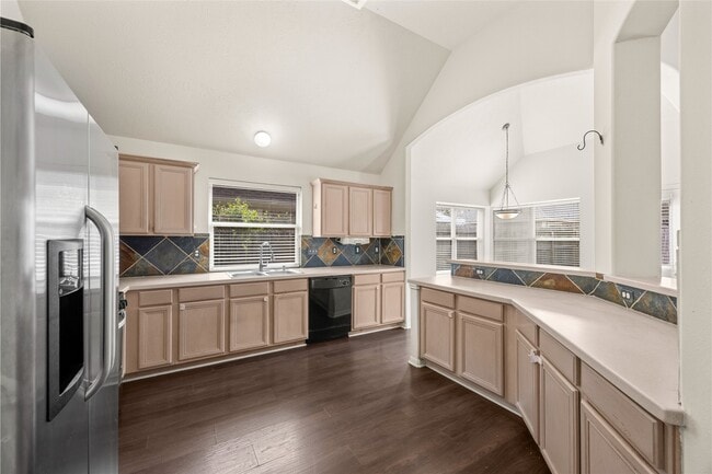 Building Photo - 4823 Lake Daniel Ct