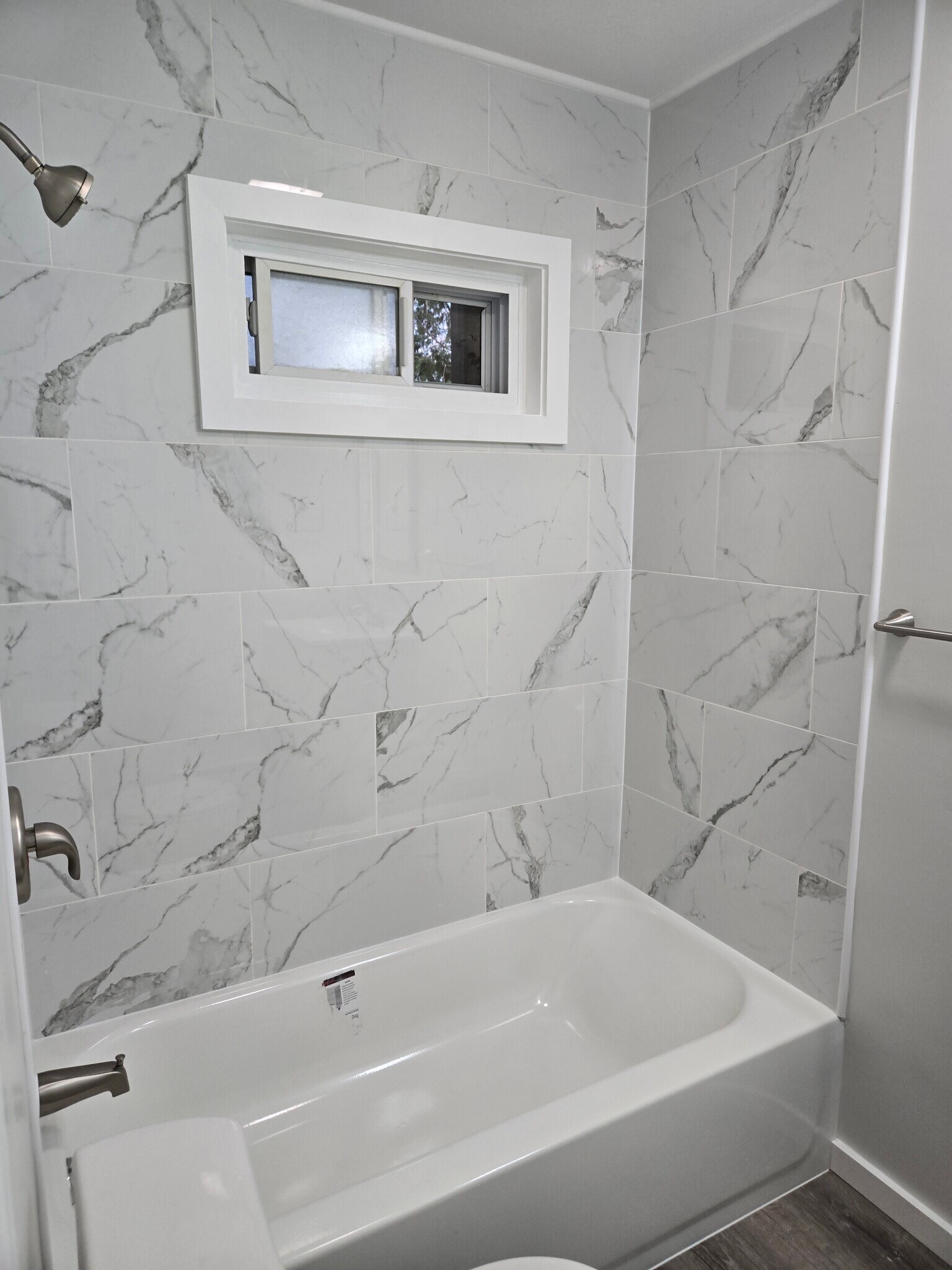 Building Photo - 21 Vassar St