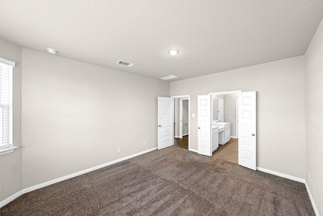 Building Photo - A Bright and Spacious Home Designed for Comfort and Everyday Living