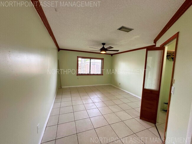 Building Photo - Charming 2BR 2BA Home w/  Full Appliance Suite • Fenced Yard • Driveway Parking in Miramar