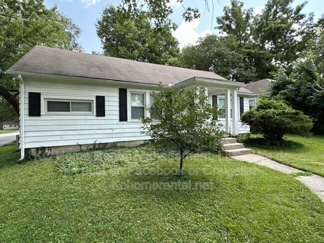 Building Photo - 6101 Fontana St