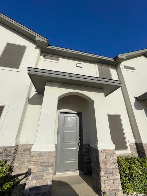 Building Photo - 7209 Rocio Dr