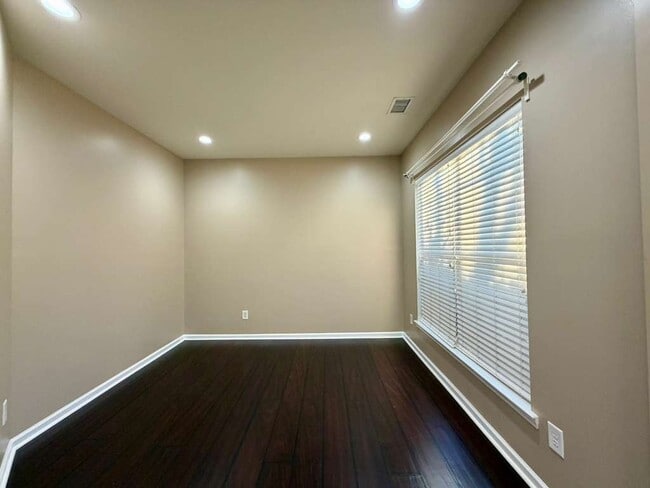 Building Photo - 12143 Humboldt Dr