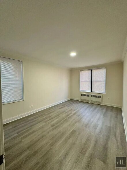 Building Photo - 72 ROAD