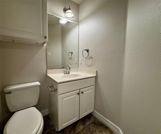 Building Photo - 16920 Brayton Park Dr