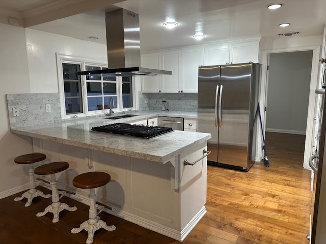 Kitchen - 11344 Baird Ave