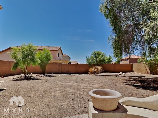 Building Photo - 12510 W Charter Oak Rd