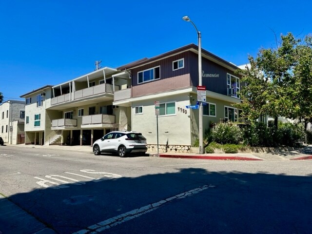 Primary Photo - 7763 Romaine St