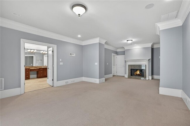 Building Photo - 3475 Roxboro Rd NE