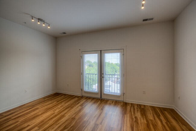 Interior Photo - Blackstone Station
