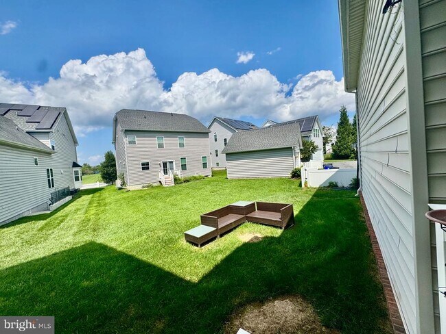 Building Photo - 22342 Heron Neck Terrace