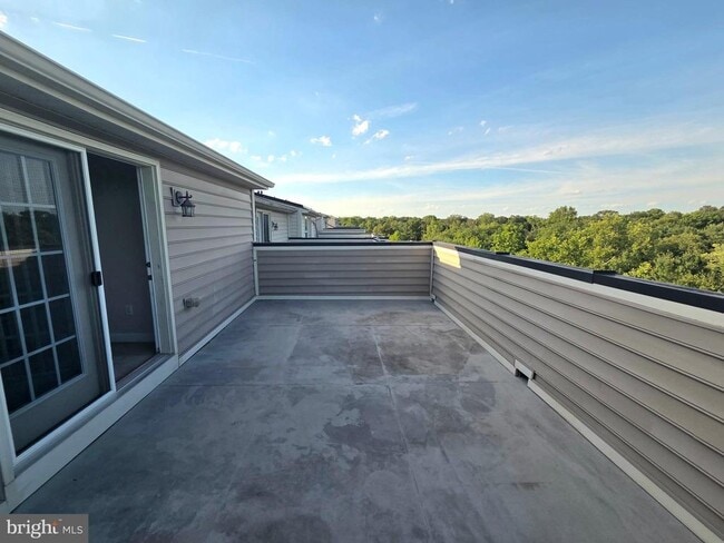 Building Photo - 5415 Stream Bank Ln