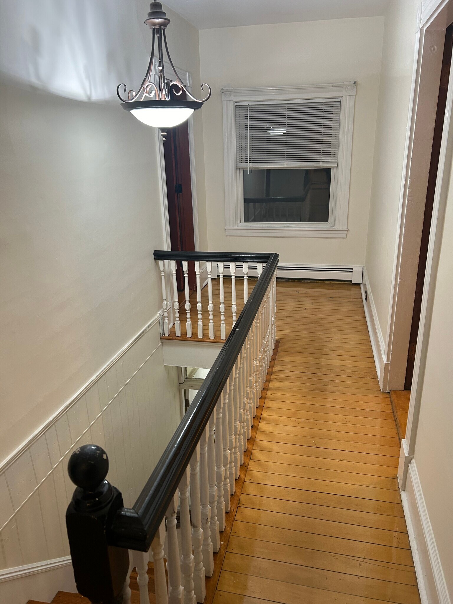 Building Photo - 22 Kingman Ave