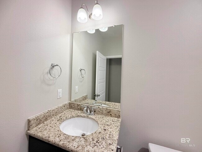 Building Photo - 12659 Waxwing Ave