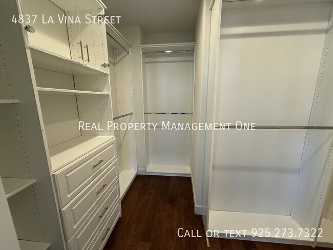 Building Photo - 4837 La Vina St