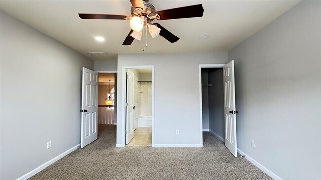 Building Photo - 7195 Devonhall Way