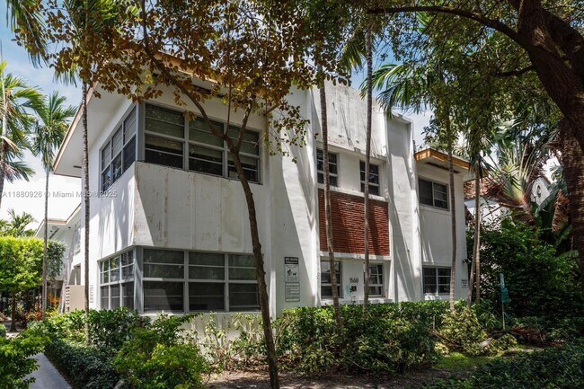 Building Photo - 1568 Pennsylvania Ave