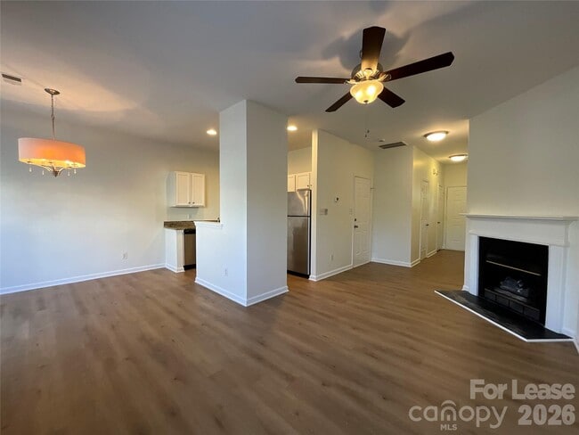 Building Photo - 7809 Lennoxshire Rd