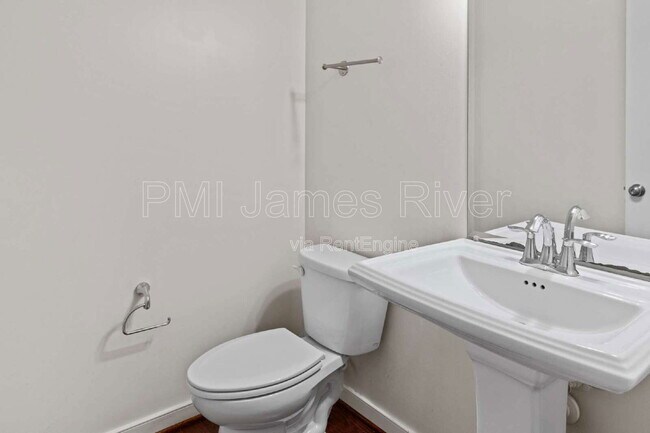 Building Photo - 6442 Hawkswood Wy