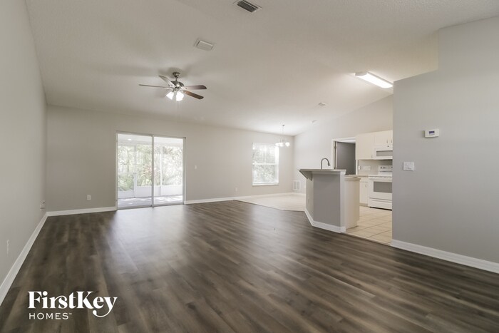 Building Photo - 2417 Larkwood Rd