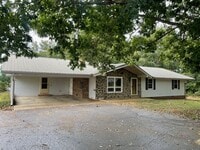 Building Photo - 3 BED, 2 BATH HOME LOCATED IN DENTON