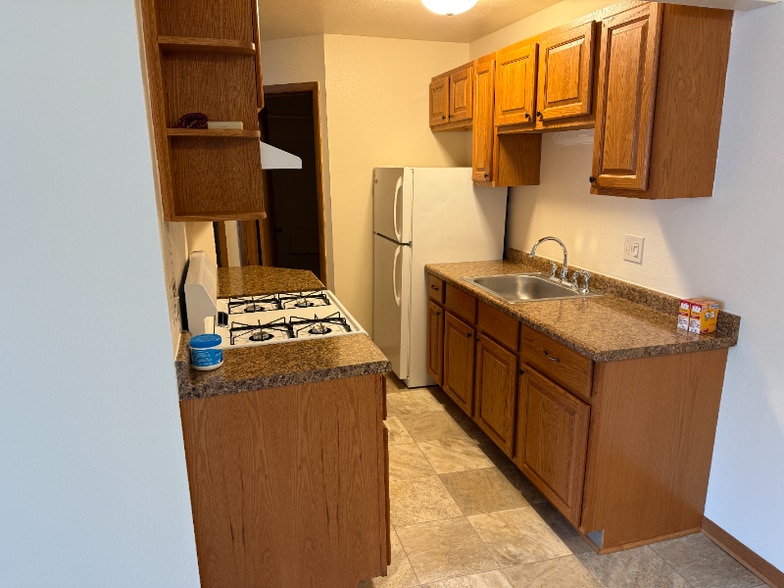 Building Photo - 4074 S Packard Ave