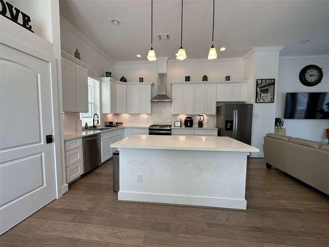 Building Photo - 2714 Nagle St