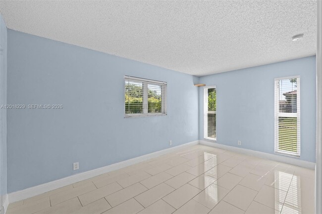 Building Photo - 3165 NW 116th Ave