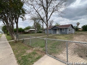 Building Photo - 1142 W Villaret Blvd