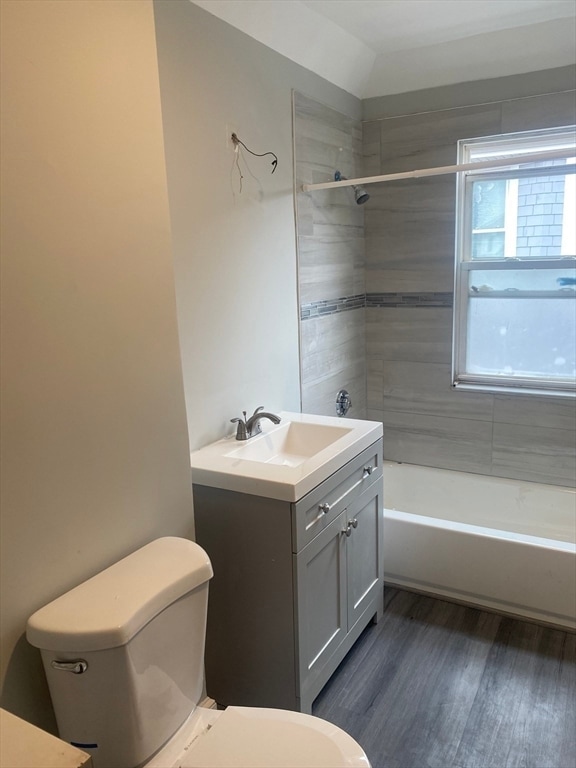 Building Photo - 11 Pasadena Rd