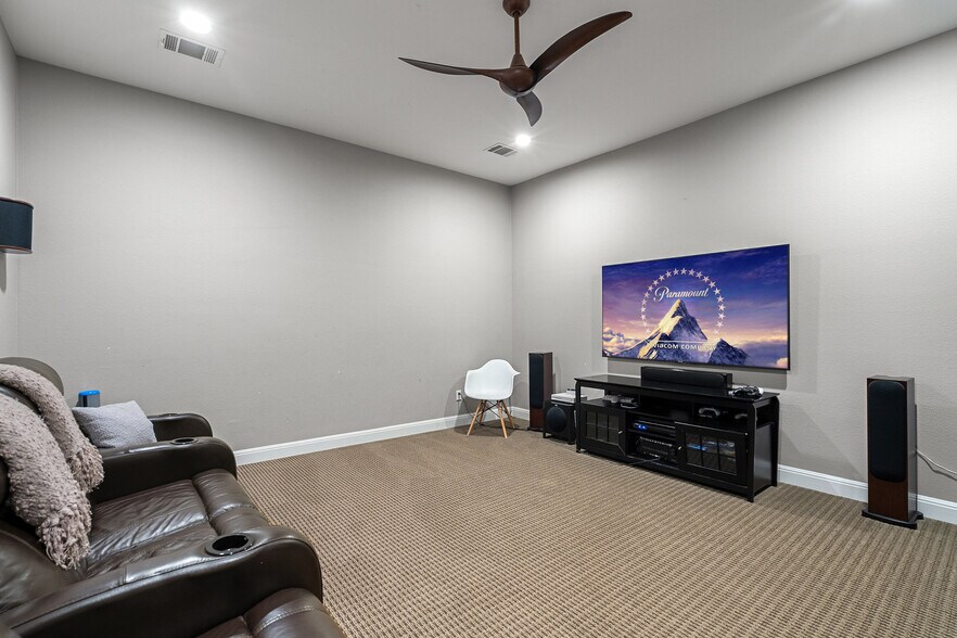 Building Photo - 4113 Sugarloaf Dr