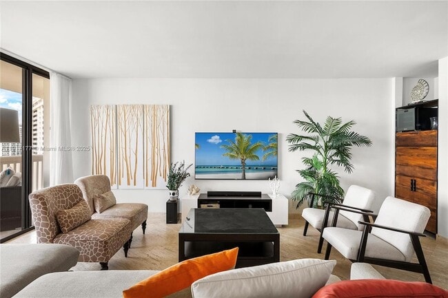 Building Photo - 1000 W Island Blvd